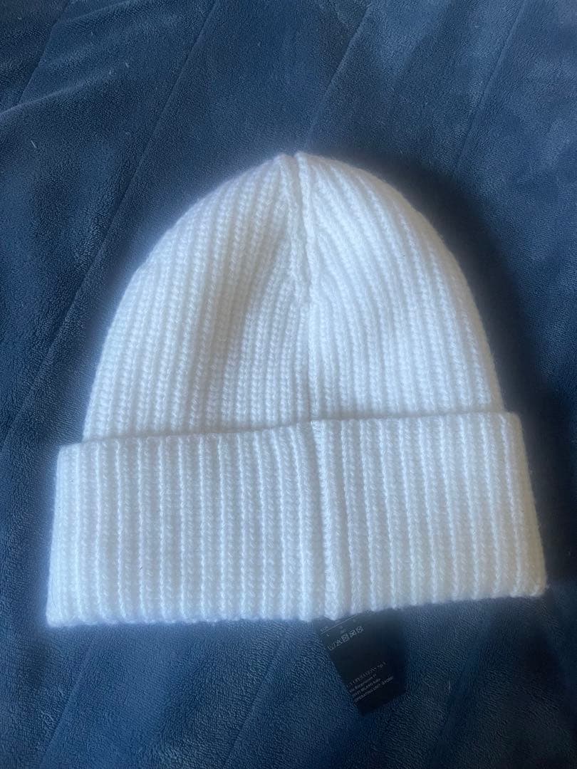 Emporio Armani ニット帽 ホワイト L 新品