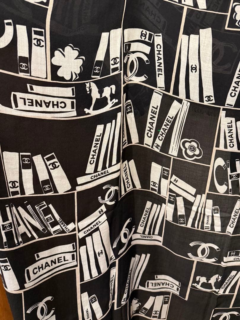 chanel 完売　新品　シャネル　カシミヤシルク　スカーフ　カレ　ストール