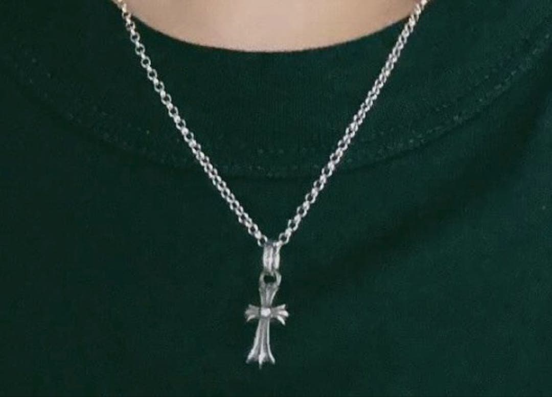 アクセサリー CHROME HEARTS CH Cross Baby Fat Charm