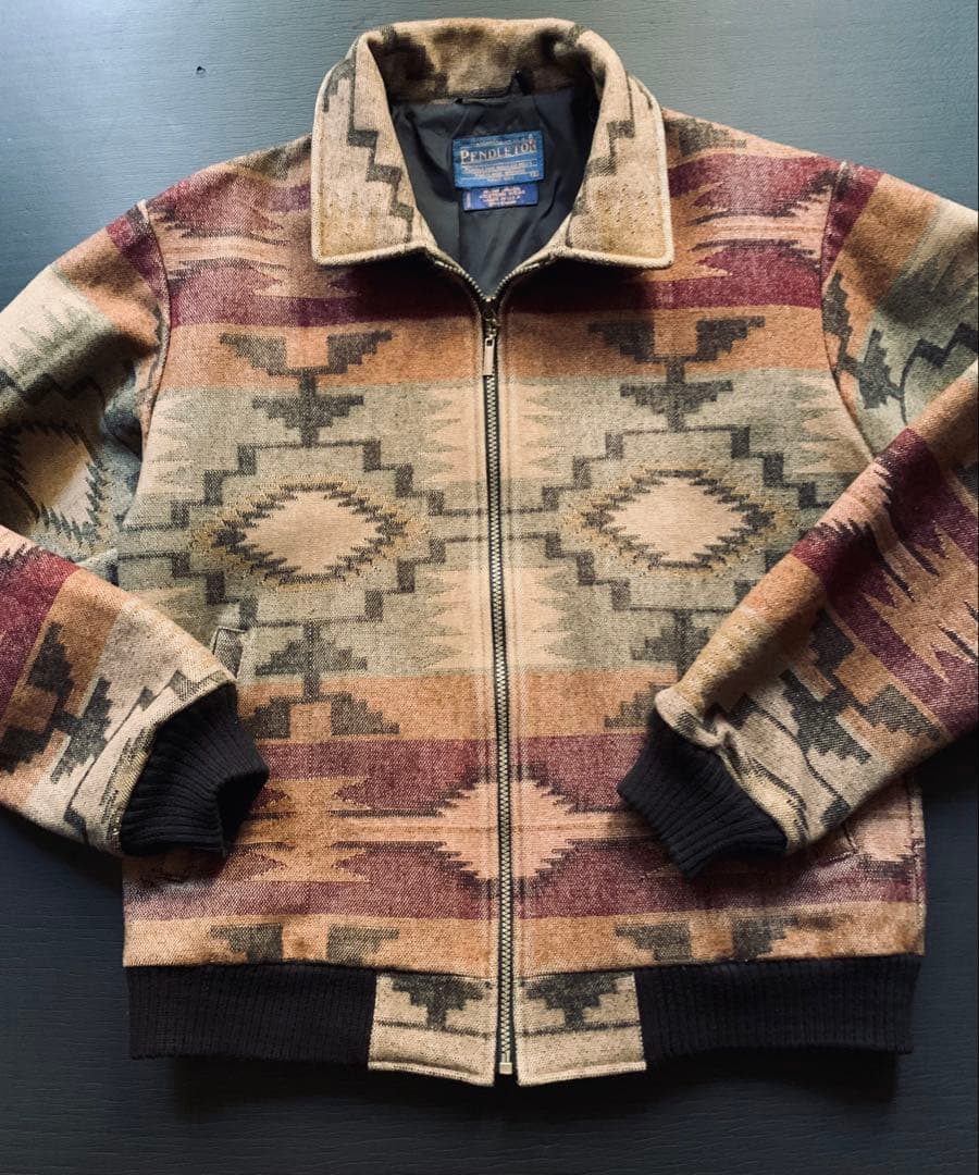 アメリカの良心！PENDLETON. シックなネイティブ柄　ブルゾン　USA製