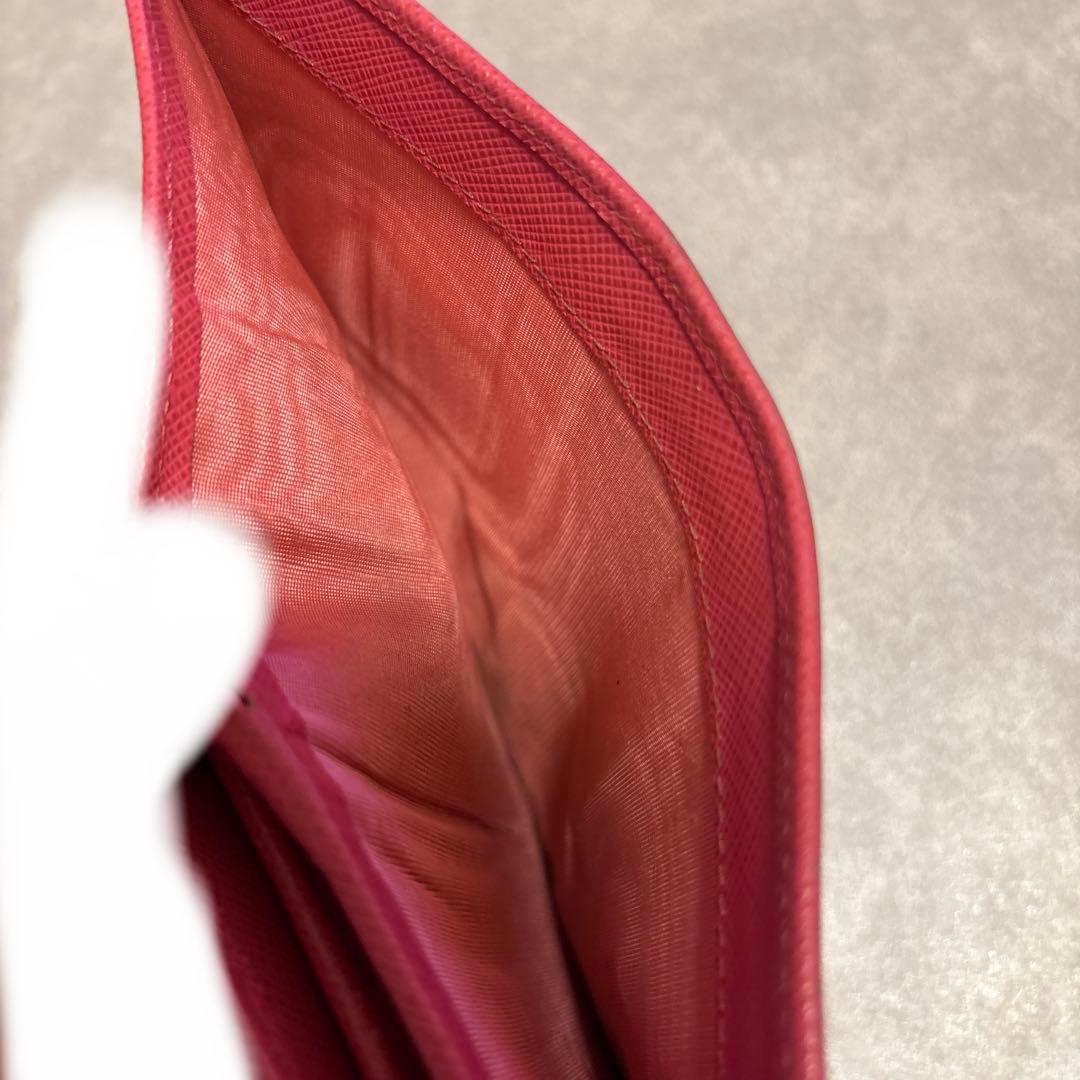 PRADA プラダ 財布 二つ折り コンパクト
