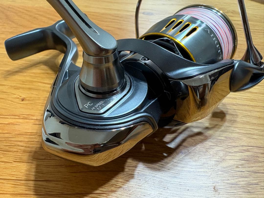 リール Daiwa AIRITY PC LT2500-H