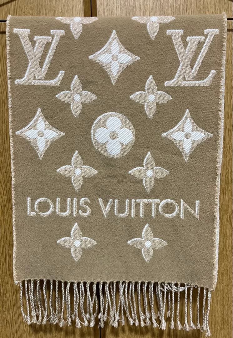LOUIS VUITTON マフラー　レディース （箱無し）