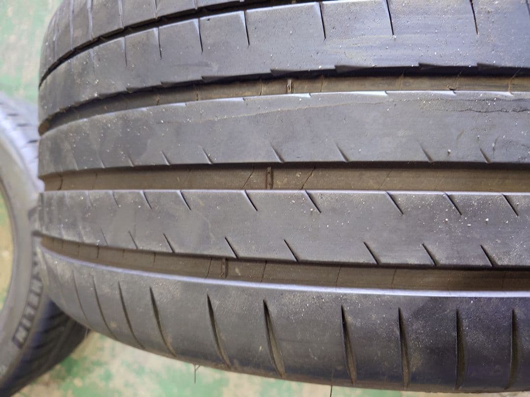 ミシュラン　パイロットスポーツ4S 265/40ZR21 105Y