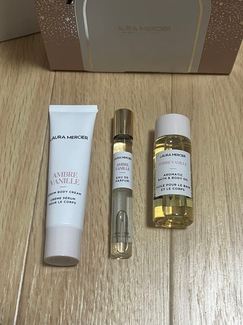 LAURA MERCIER アンバー・バニラ ボディケアセット