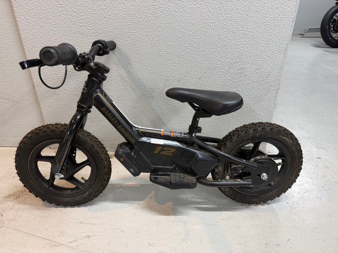 明日まで値下げ！子供用電動自転車 12 ブラック　(dirt bike)