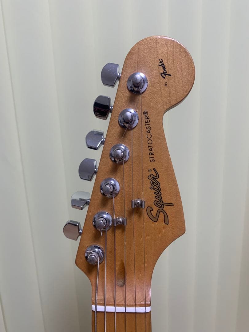 ボ*ブ様 Squier Fender Japan ST72-55アッセンブリーに