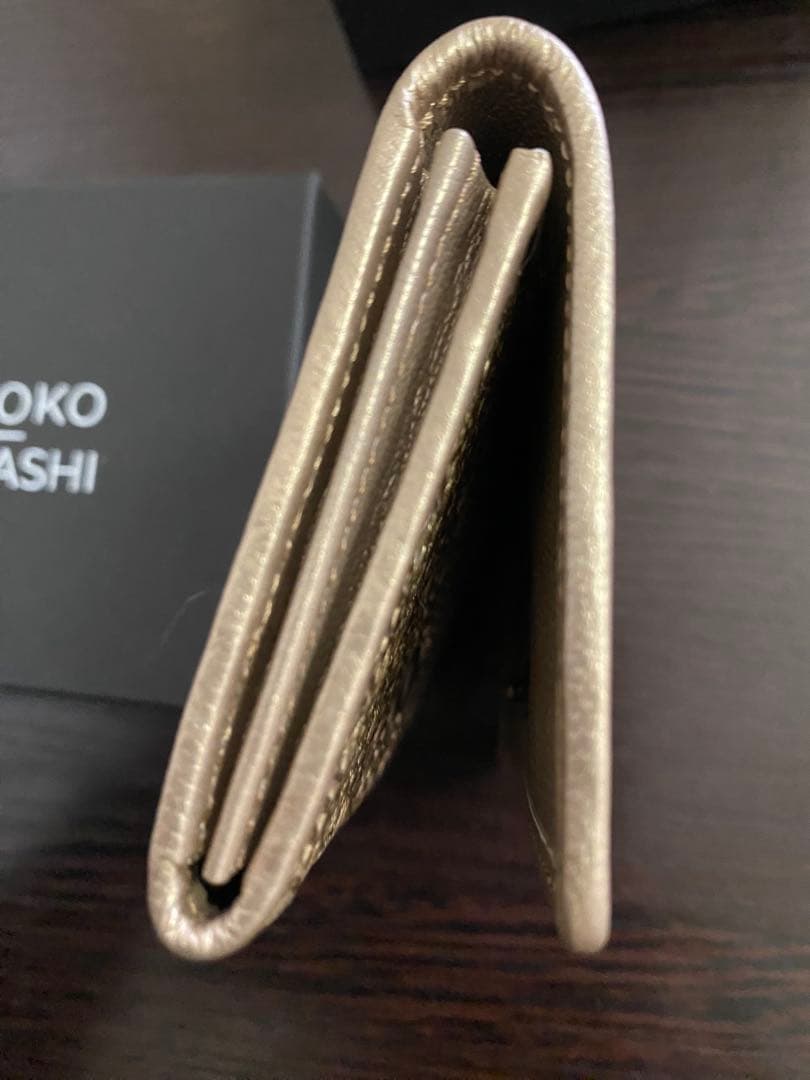 【極美品✨】ヒロコハヤシ ジラソーレ 蓋付名刺入れ カードケース 牛革 ゴールド