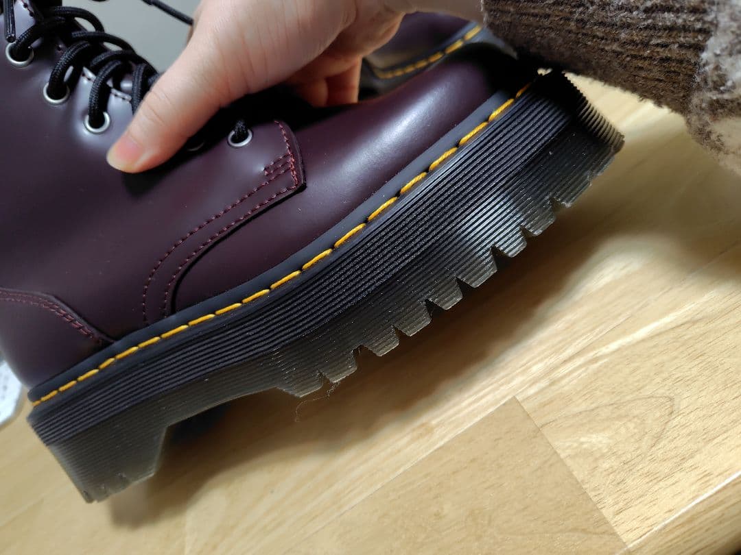 美品 Dr.Martens JADON 8ホール 厚底 バーガンディ