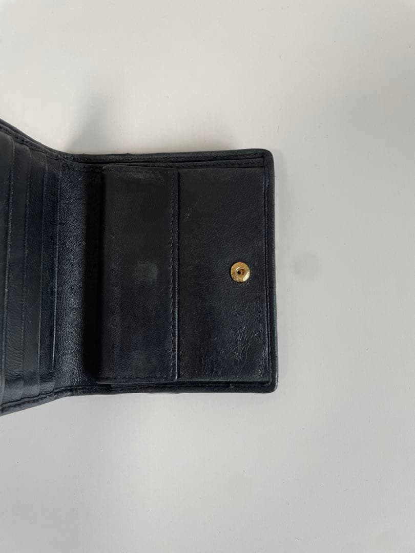 miumiu 二つ折り財布 黒 レザー 箱あり　正規品