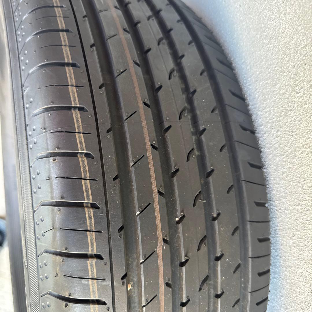 YOKOHAMA ADVAN V03 225/65R17 新車外し アルファード
