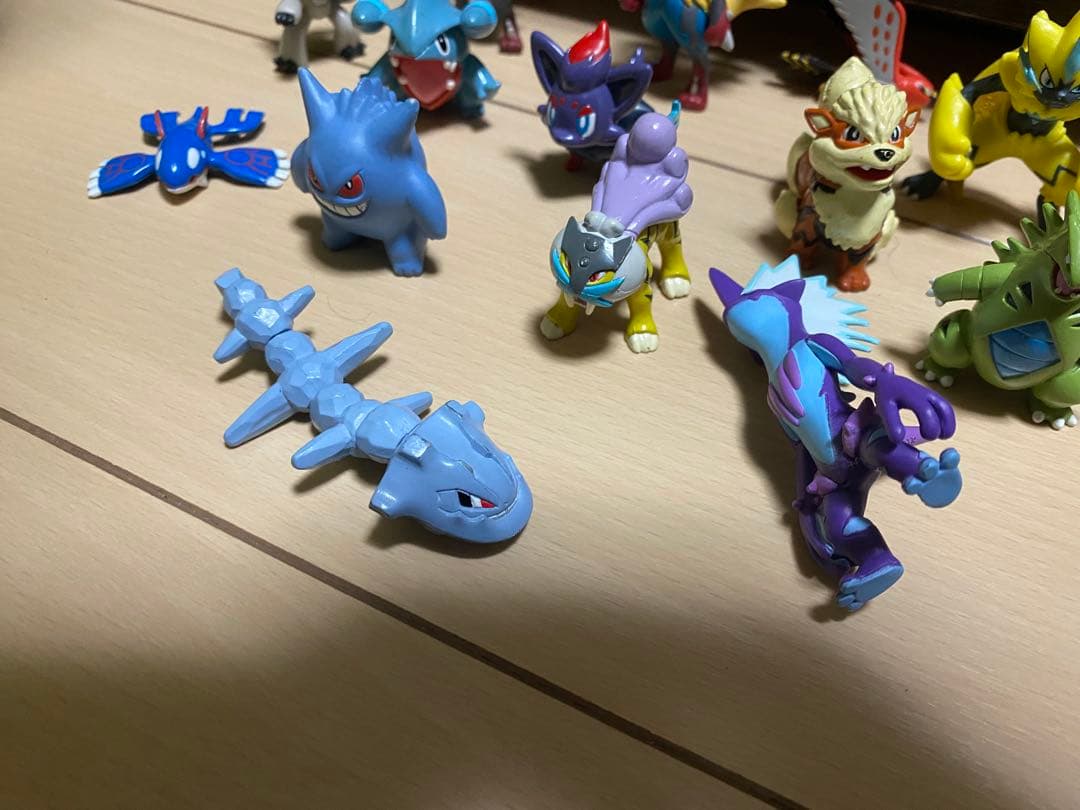 ポケモン モンコレ　フィギュア　まとめ売り　フカマル　ゾロア　ウインディ