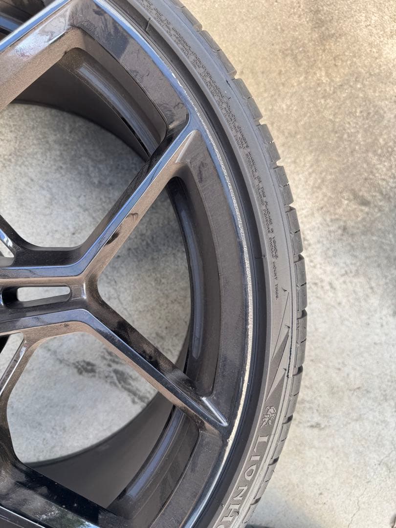 Blaque Diamond Wheels 20インチ鍛造ホイール