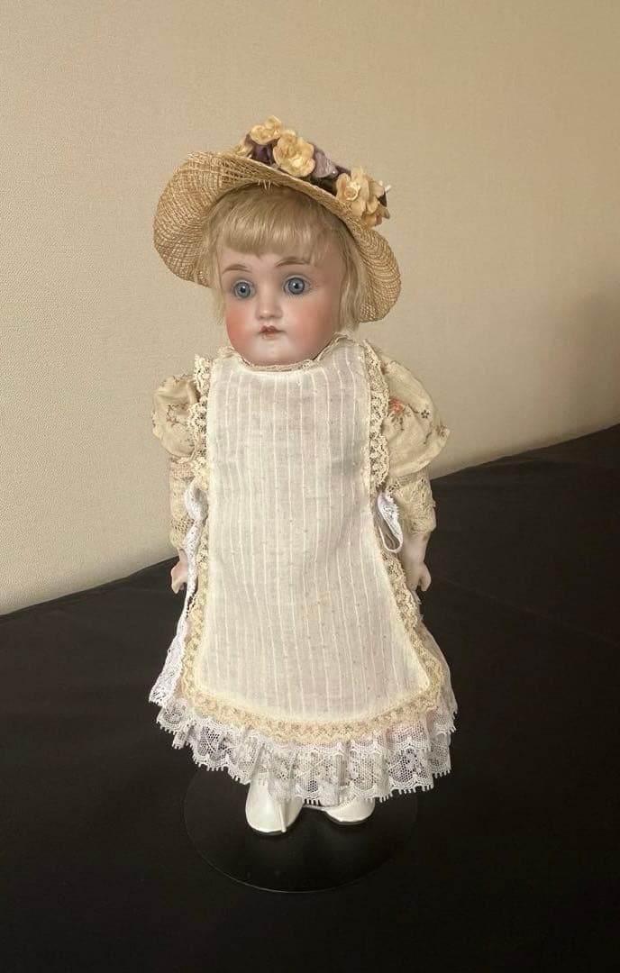 ▪︎アンティークドール▪︎ケストナー154 ▪︎28cm ▪︎難あり▪️スタンド付き
