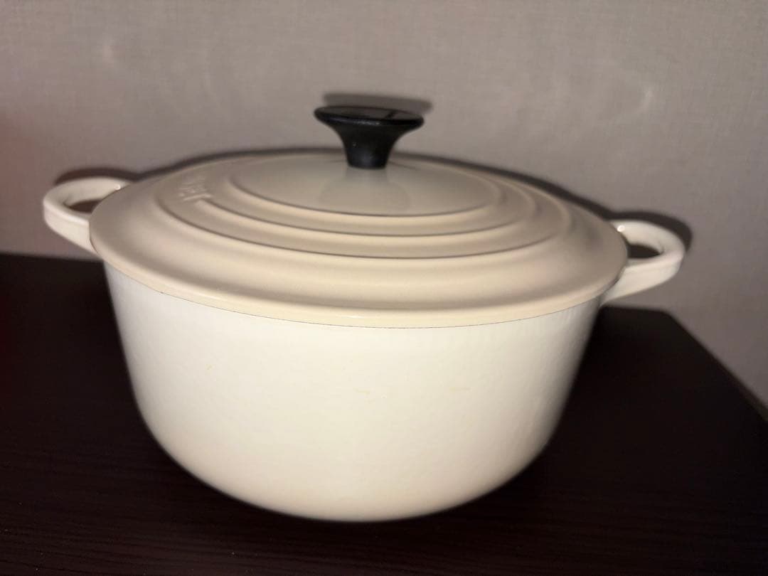 Le Creuset ココット・ロンド 20cm アイボリー