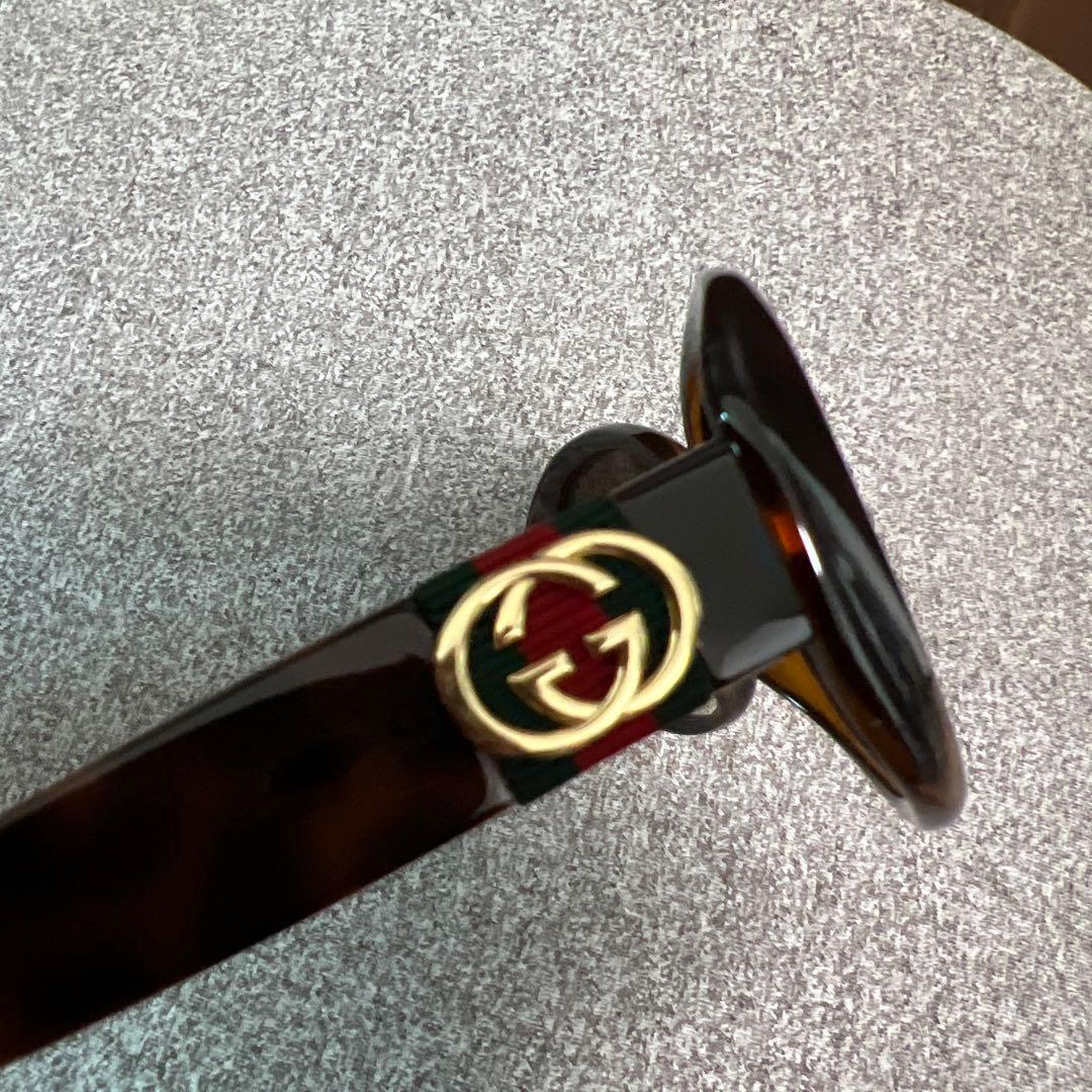 GUCCI ブラウンサングラス