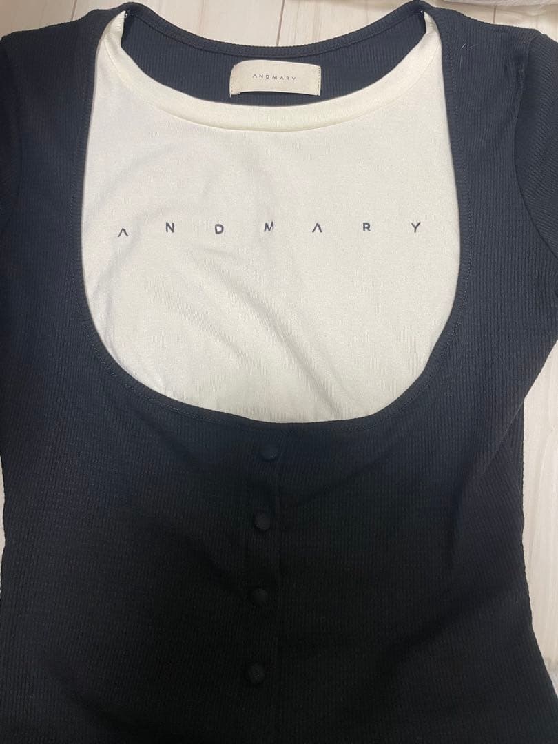 【最終値下げ】ANDMARY Mary logo tops black