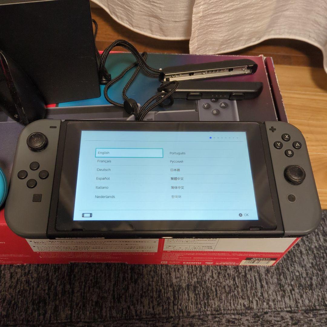 NintendoSwitch本体セットブラックおまけ付き