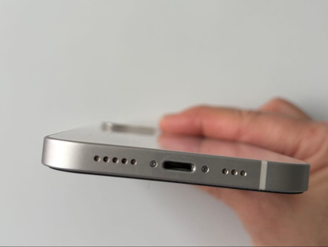 美品‼️Apple iPhone 12 ホワイト 本体