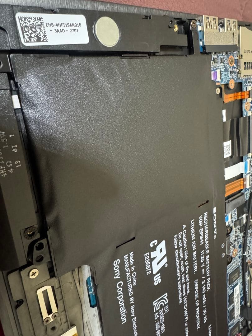 【ジャンク品通電済】VAIO Fit 13A AC，SSD，バテリ欠品