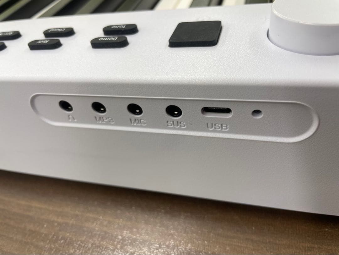 折りたたみ電子ピアノ　88鍵盤　充電タイプ　ブラック 鍵盤ライト機能