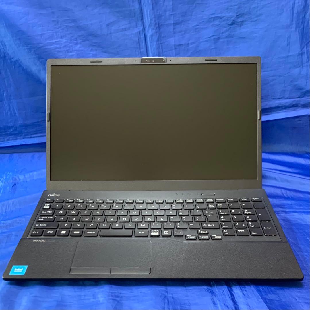 美品 2023年モデル 2024年製造 富士通 FMV Lite ノートパソコン