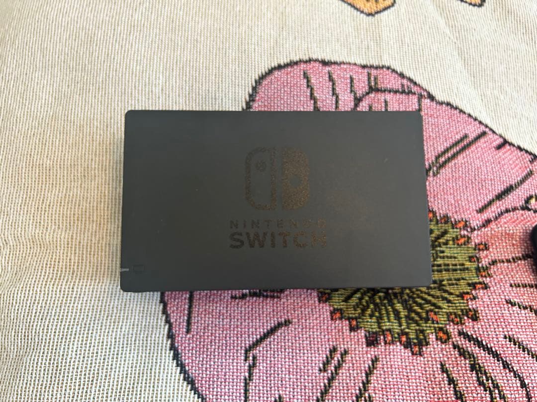 Nintendo Switch 本体 青/赤 Joy-Con