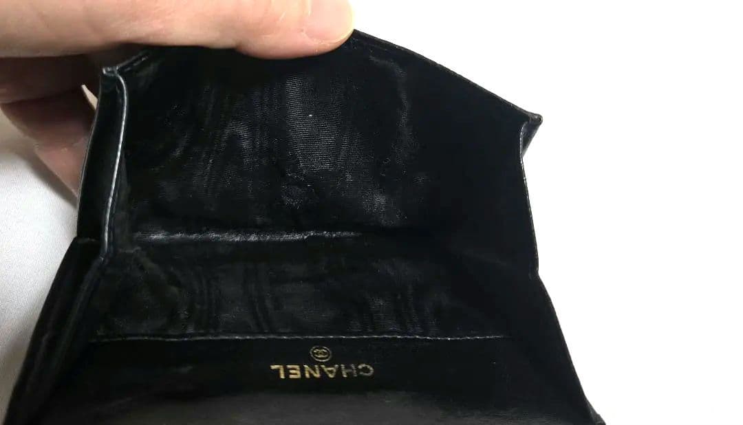 値下げCHANEL シャネル キャビアスキン ココマーク 二つ折り財布