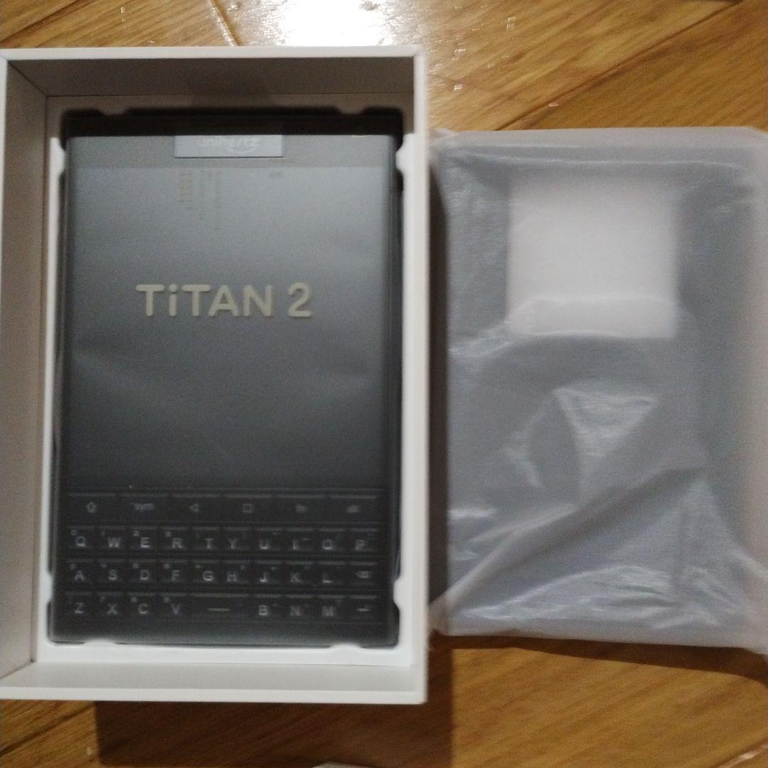 新品同様　Unihertz TITAN2