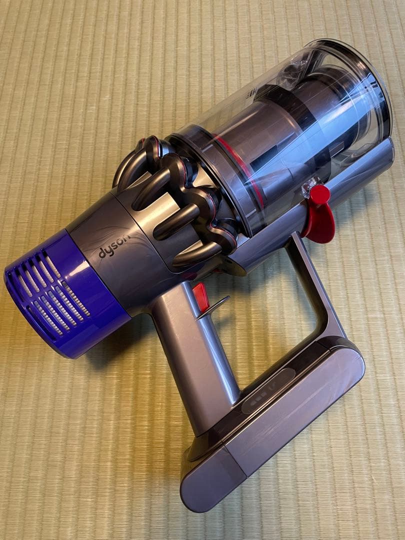 寛人　dyson 掃除機　ダイソン　sv12 美品動作品　フィルター新品