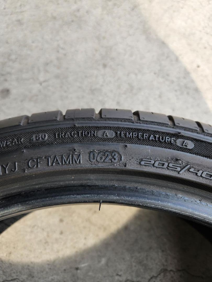 MOMO TOPRUN M-300 205/40R17 ４本