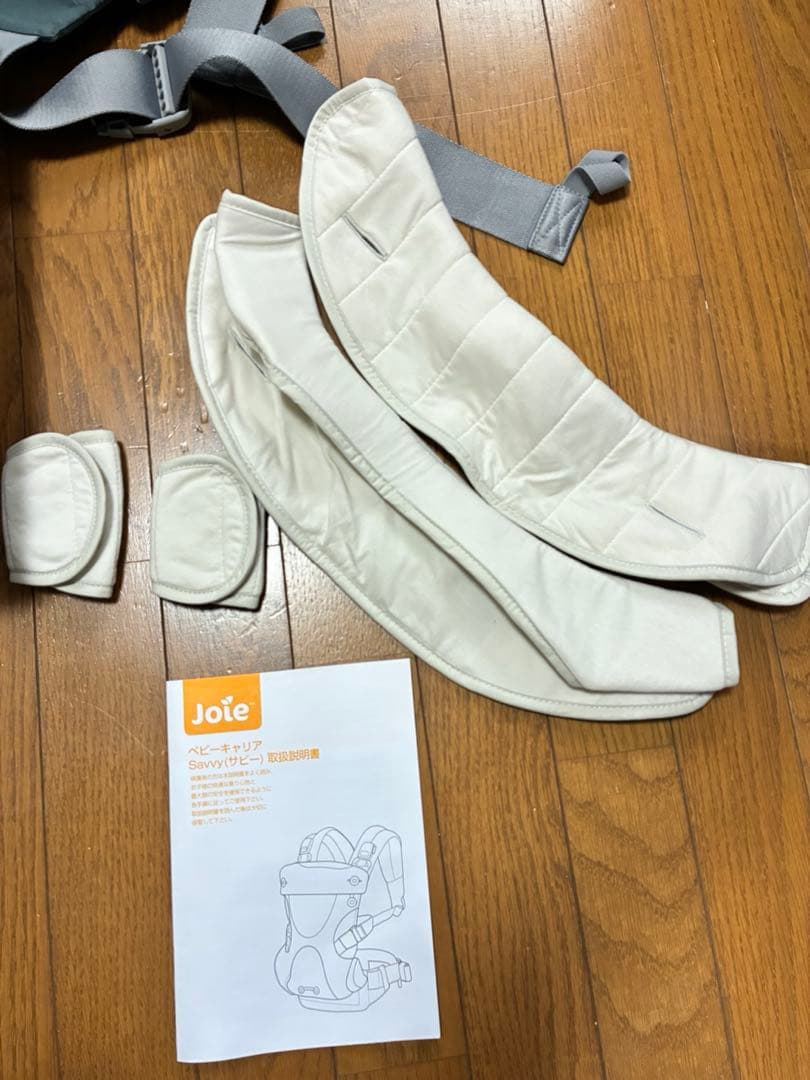 【美品】購入者決定　Joie 抱っこ紐 グレー