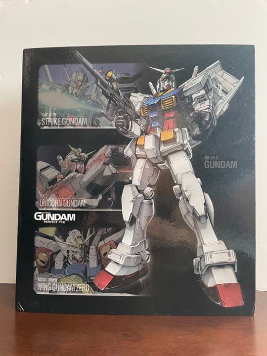 GUNDAM PERFECT FILE ディアゴスティーニ