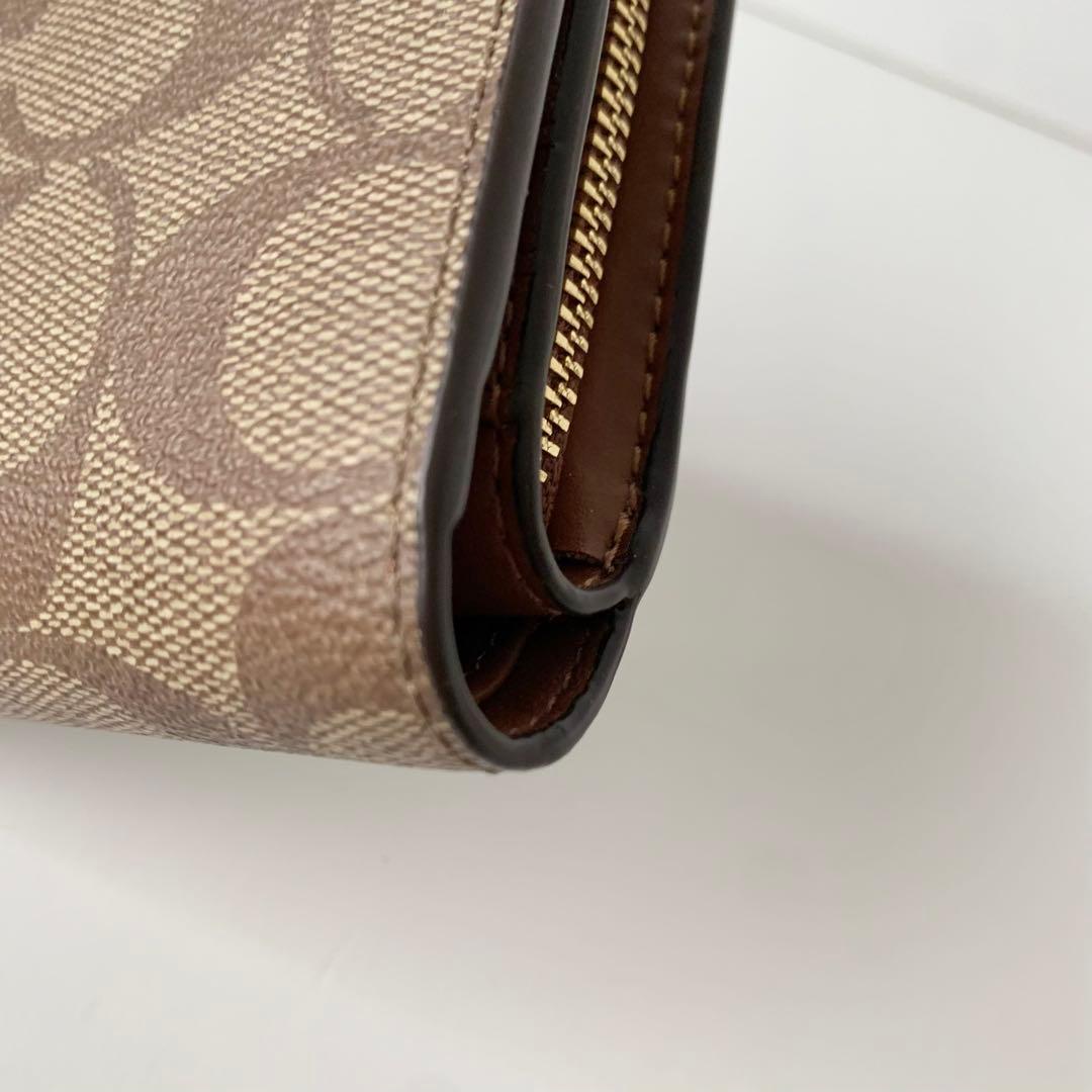 【COACH】コーチ　二つ折り財布　ベージュ　シグネチャー　新品　ミニ財布