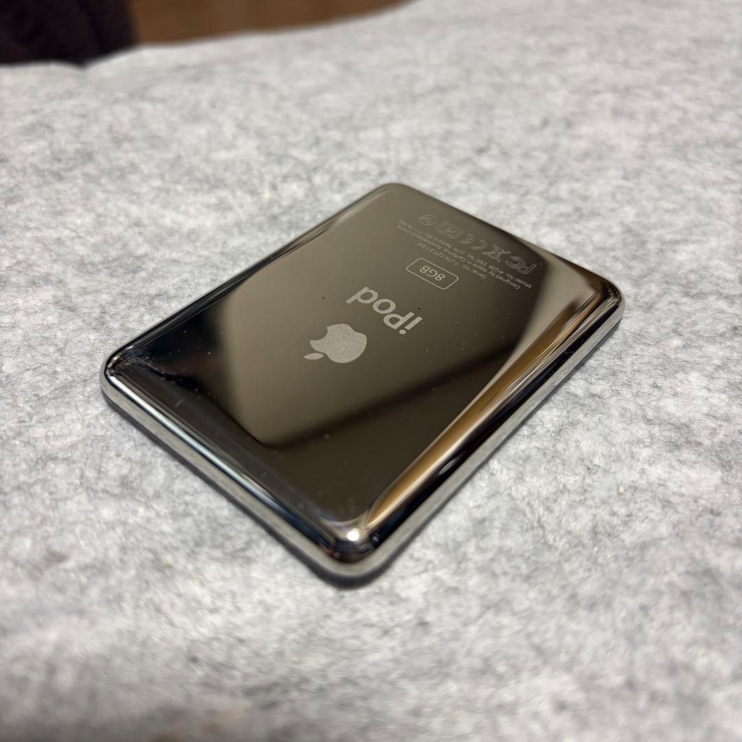 【美品】iPod nano 8GB（第3世代）MB261J ブラック