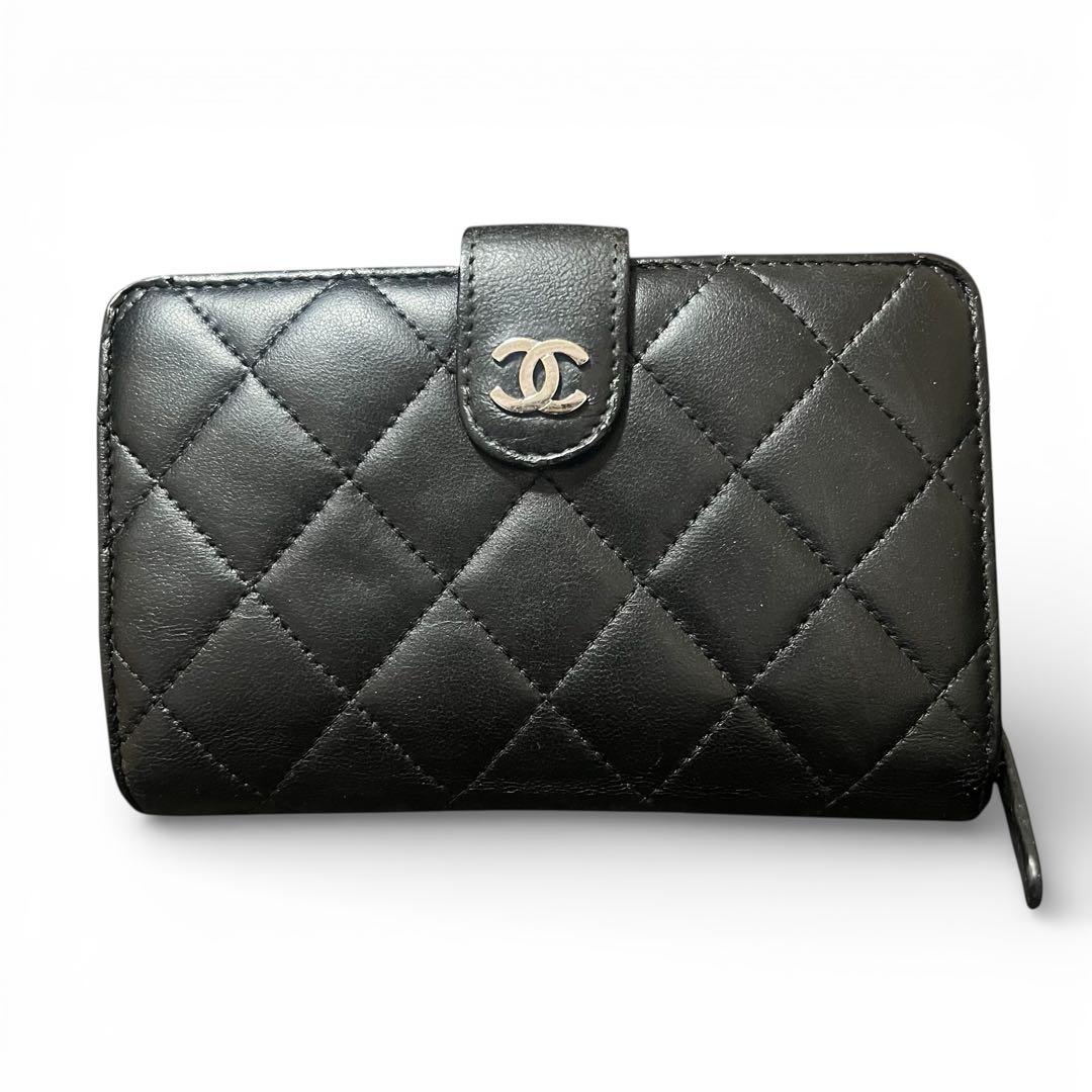 CHANEL シャネル マトラッセ ラウンドジップ ミディアム 二つ折り財布