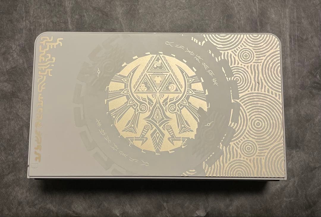 Switch (有機EL) & Joy-con & HORI製ハードケース