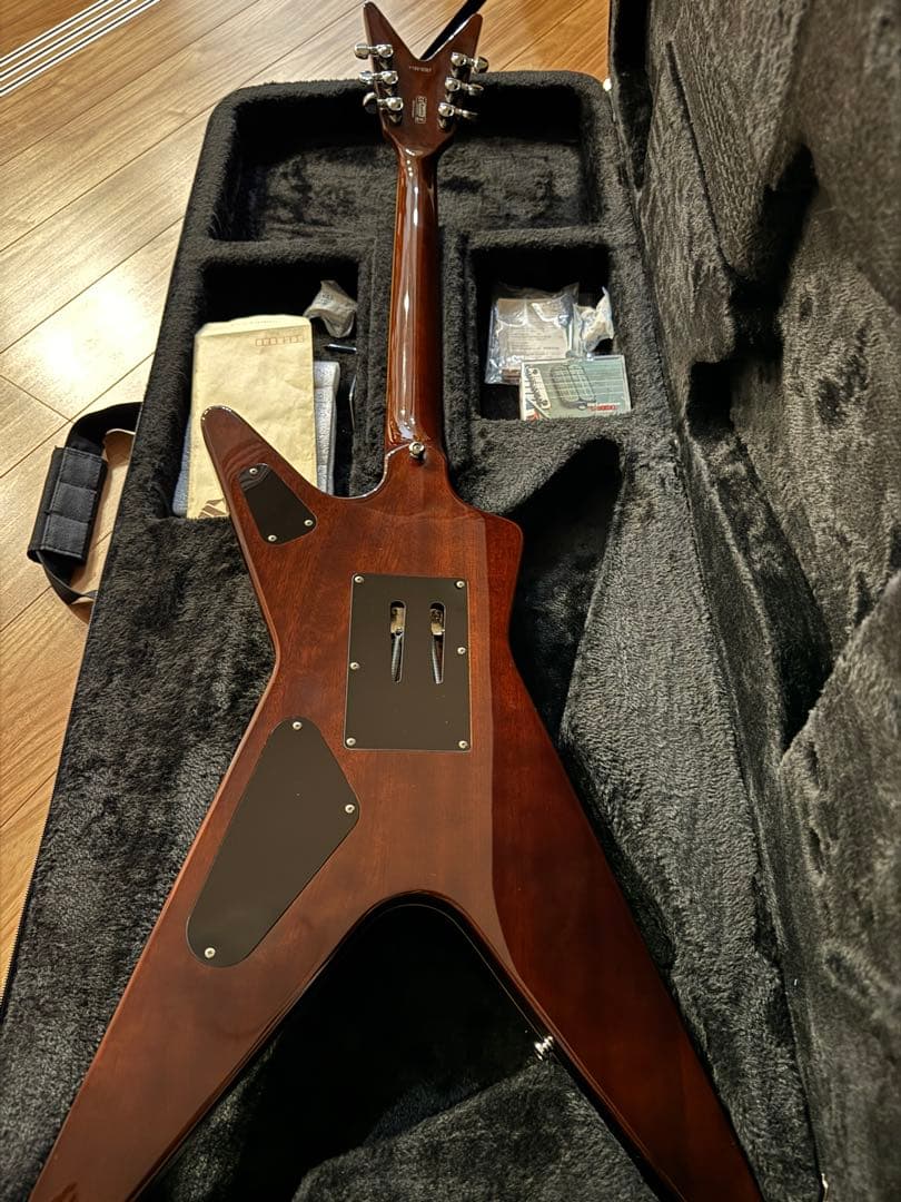 ギター DEAN ML79 FLOYD Trans Brazilia