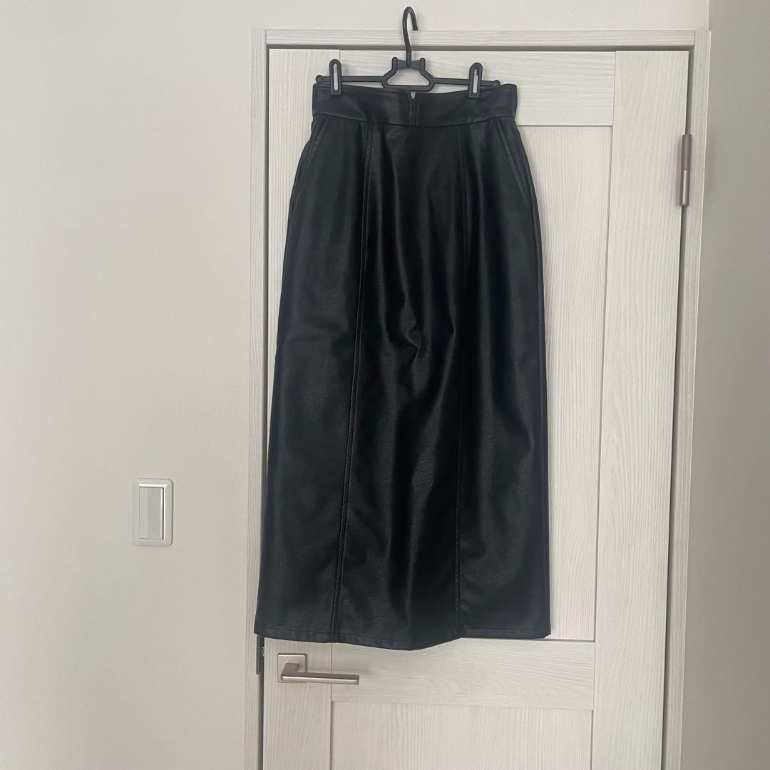 【crewre】フェイクレザーナロースカート　ブラック　size2