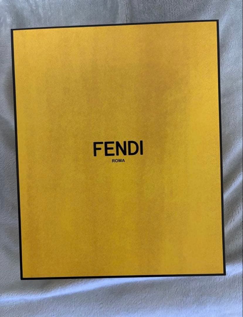 FENDI バゲット ネックレス　目黒蓮着用モデル