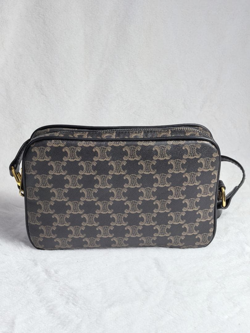 CELINE 斜めがけバッグ
