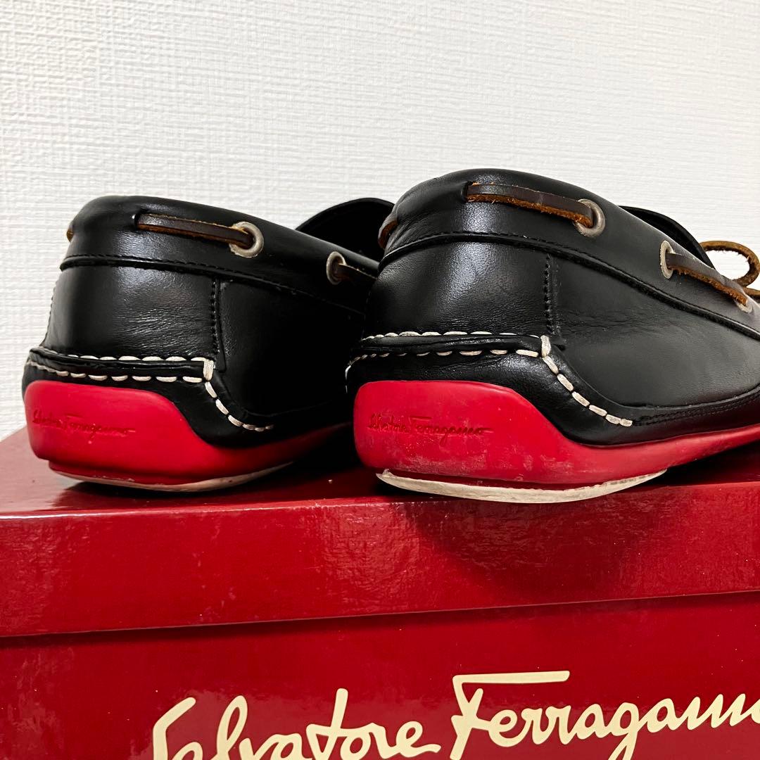 良品❤️ サルヴァトーレ フェラガモ ドライビングシューズ 8 1/2 黒　革靴