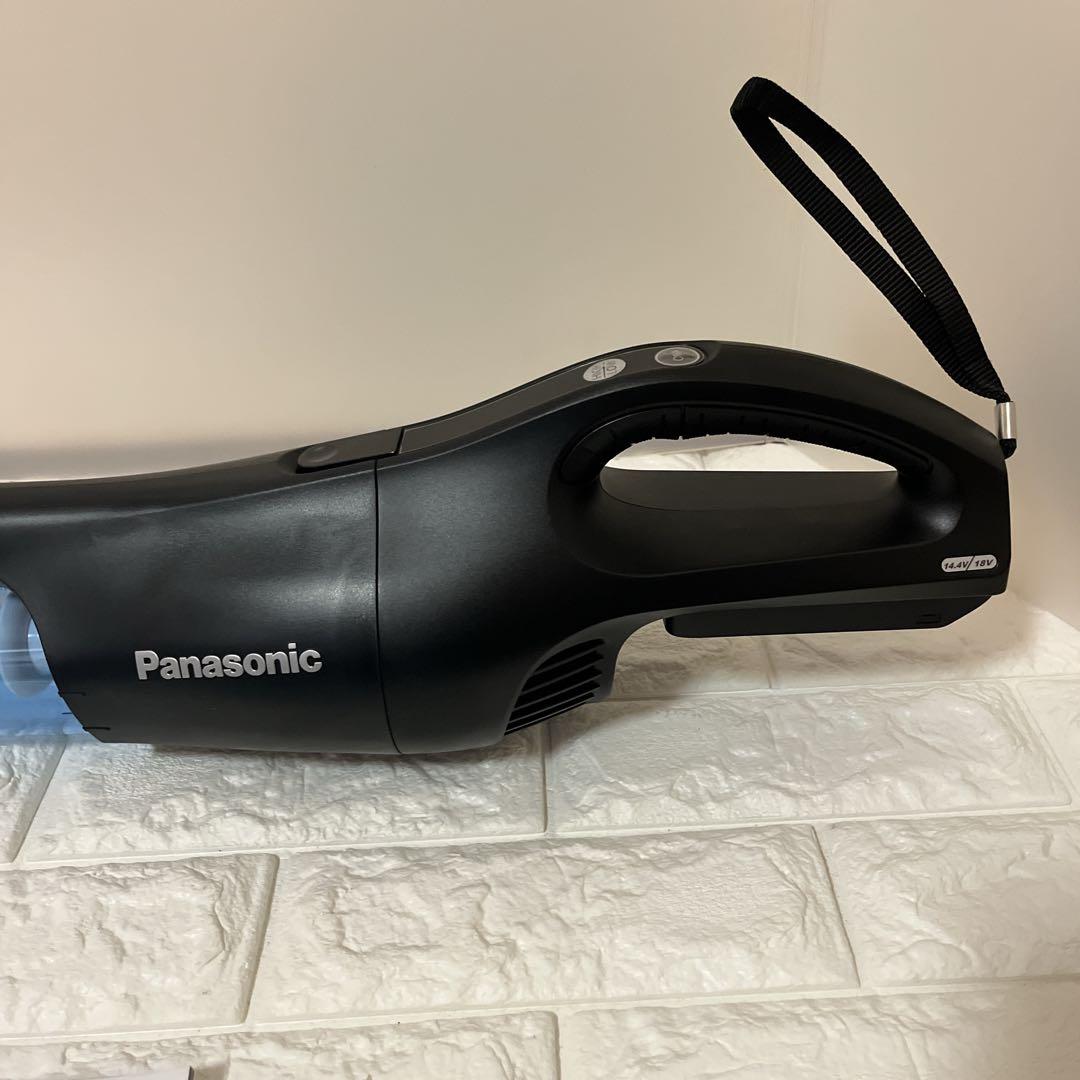 【美品】Panasonic サイクロン式クリーナー　EZ37A5 掃除機