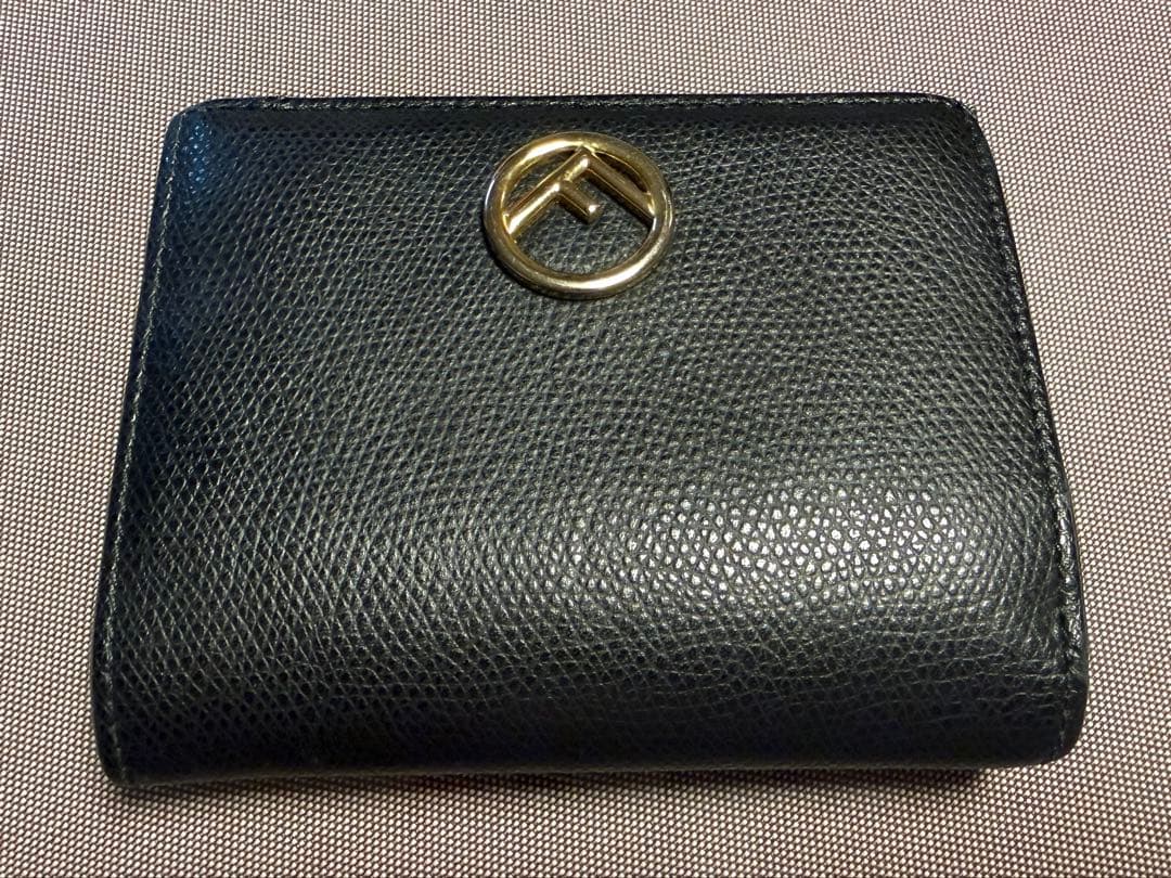 FENDI 二つ折り 財布 ウィメンズ 黒