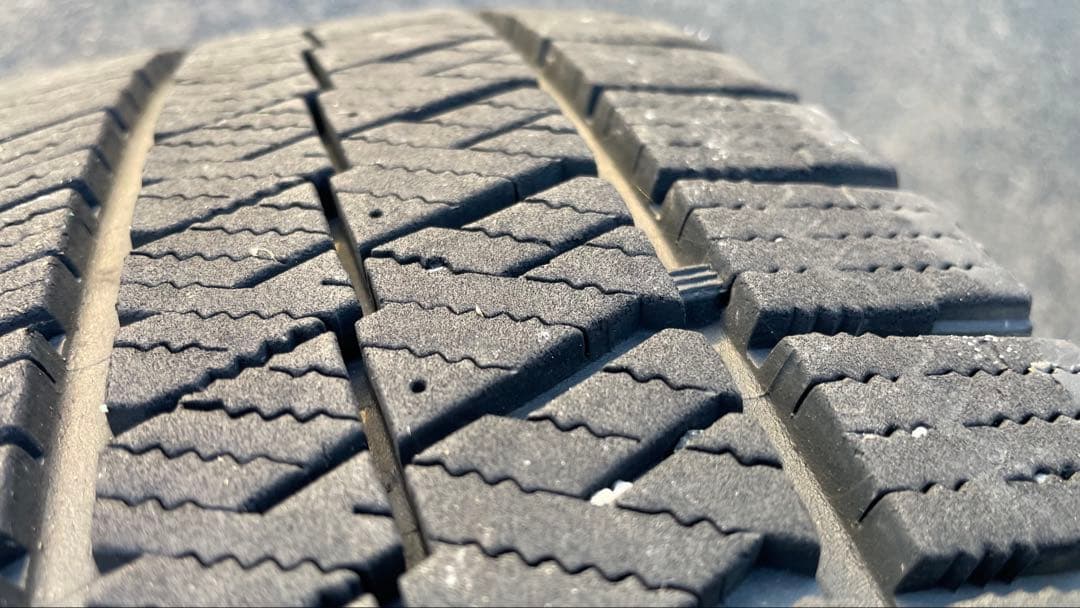 【2022年製】BRIDGESTONEスタッドレスタイヤ 16インチ 4本セット