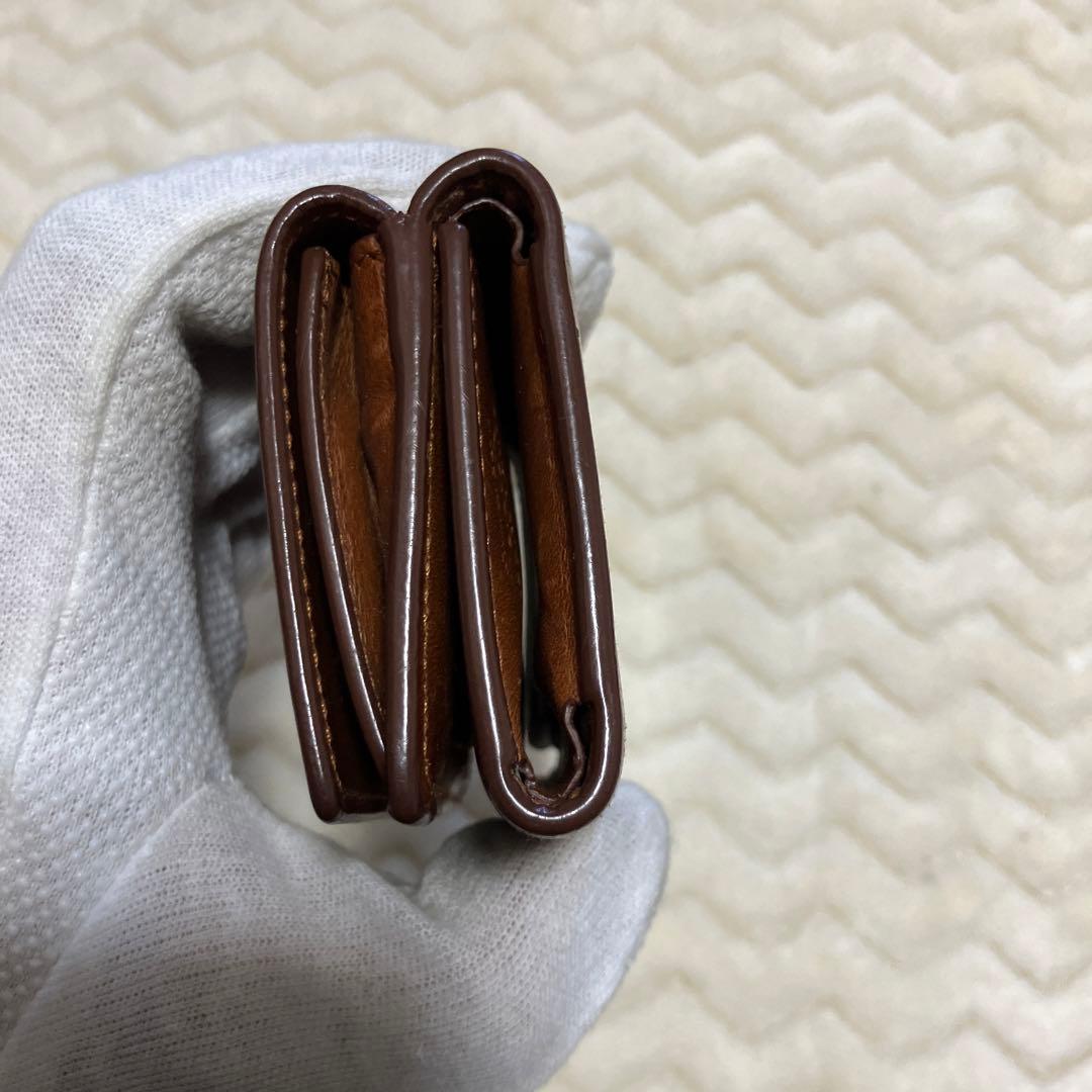 サンローラン　タイニー　ウォレット　三つ折り財布　レザー　コンパクトウォレット
