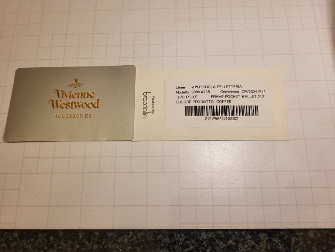 新品 Vivienne Westwood 二つ折り財布 コーヒー