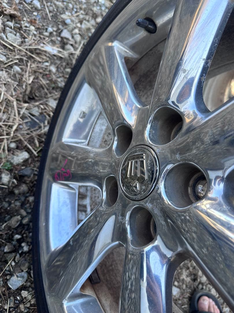 トヨタ　18 ゼロクラウン　純正メッキホイールタイヤセット　225/45R18