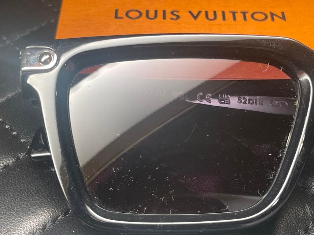 【極美品】LOUISVUITTON ブラック サングラス アセテートZ1974U