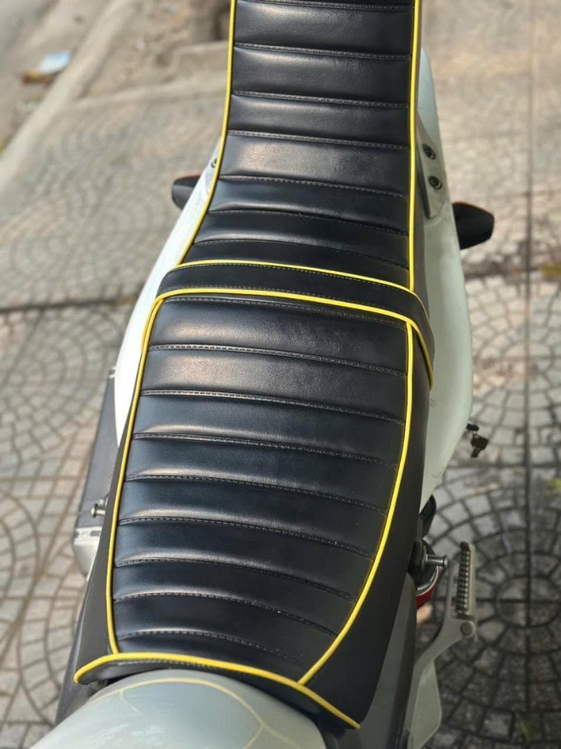 CB400SF/SB(NC39 NC42)　黒金　三段シート　Javimotor